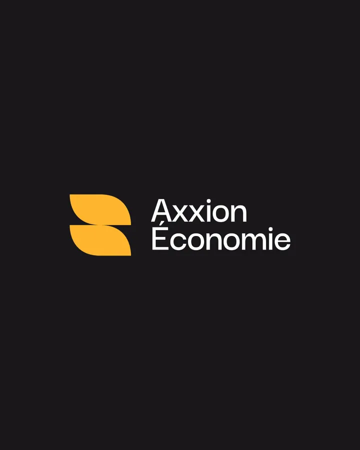 Le logo Axxion Économie, jaune et blanc, sur fond sombre.