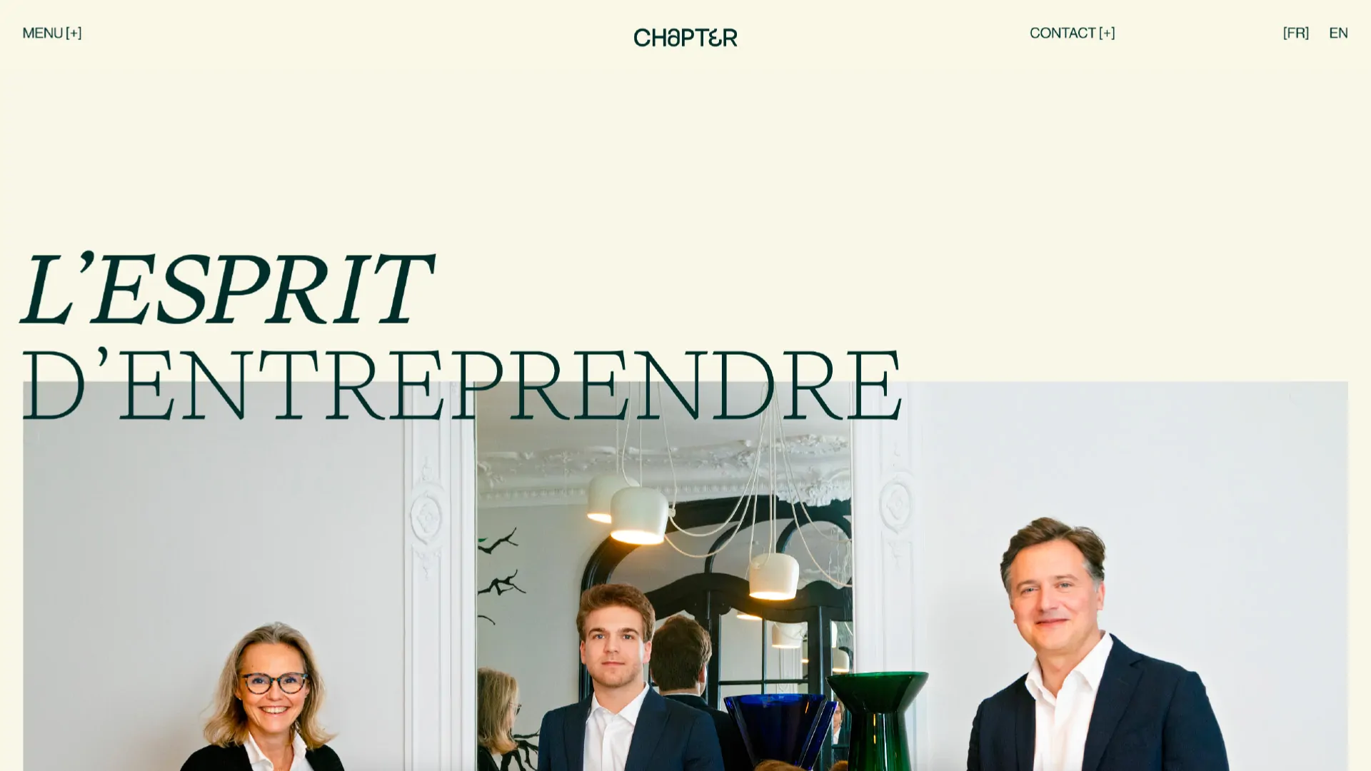 Maquette de la page d’accueil du site : « L’esprit d’entreprendre » en serif sur fond crème, au-dessus d’une photographie de l’équipe dans les bureaux.